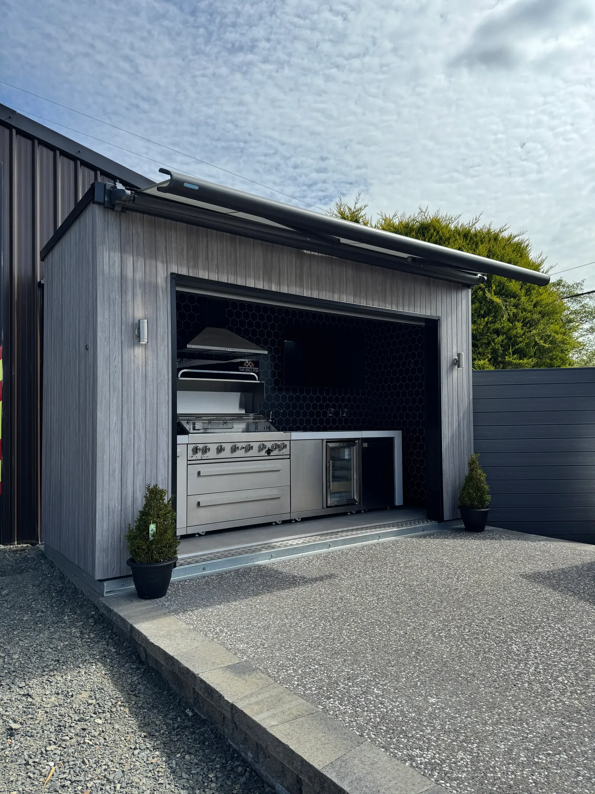 Premium Grill Pod
